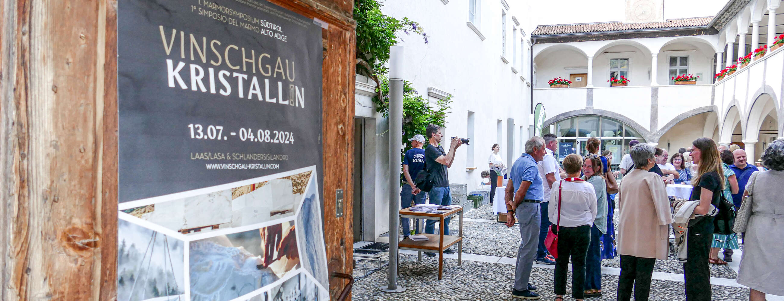 Gesellschaft Vinschgau Kristallin Verbindet Der Vinschger