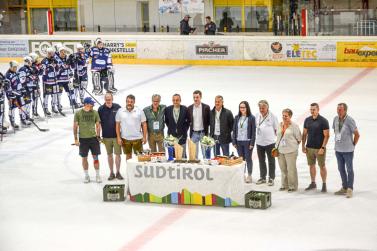 Eishockey Vinschgau Cup in Latsch; Fotos: Michael