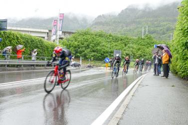 Giro-Durchfahrt in Schlanders; Fotos: Sepp