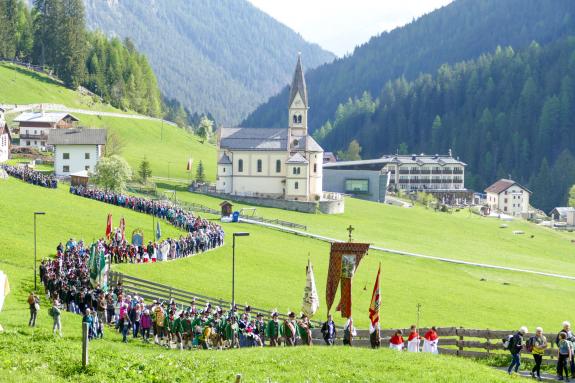 Wallfahrt zu den Heiligen Drei Brunnen (20.05.2024); Fotos: Sepp