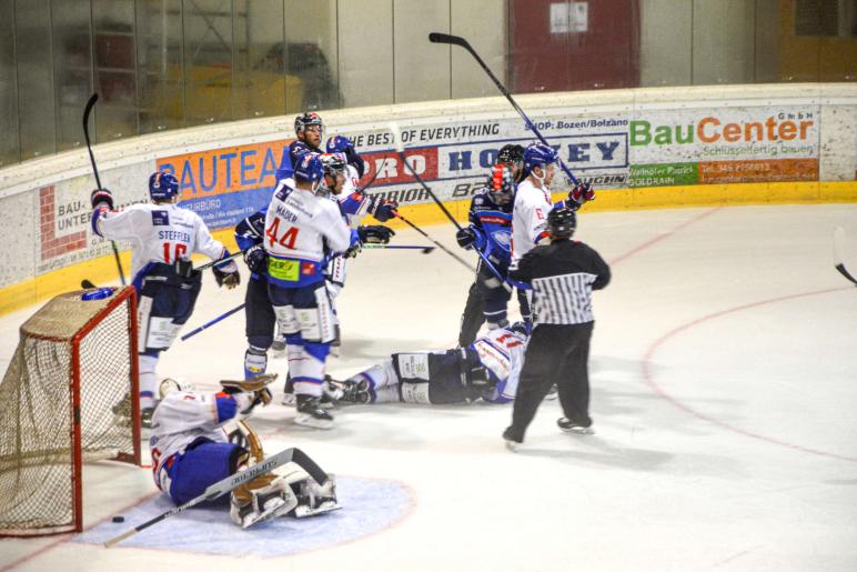 7. Vinschgau Cup (25.-27.08.23), IceForum Latsch; Fotos: Michael