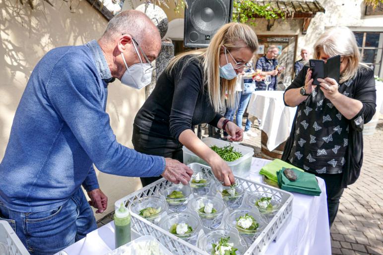 Eröffnung der Spargelzeit in Kastelbell-Tschars am 12. April; Fotos: Sepp