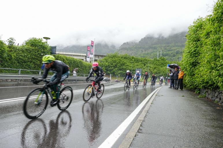 Giro-Durchfahrt in Schlanders; Fotos: Sepp