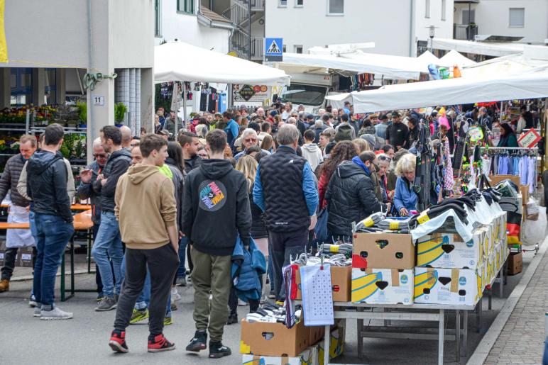 Landsprachmarkt in Goldrain, 16.03.24; Fotos: Michael