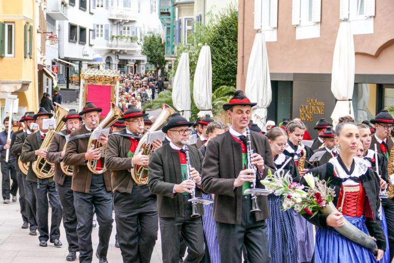 Maria-Namen-Feier in Schlanders (15.09.2024); Fotos: Sepp